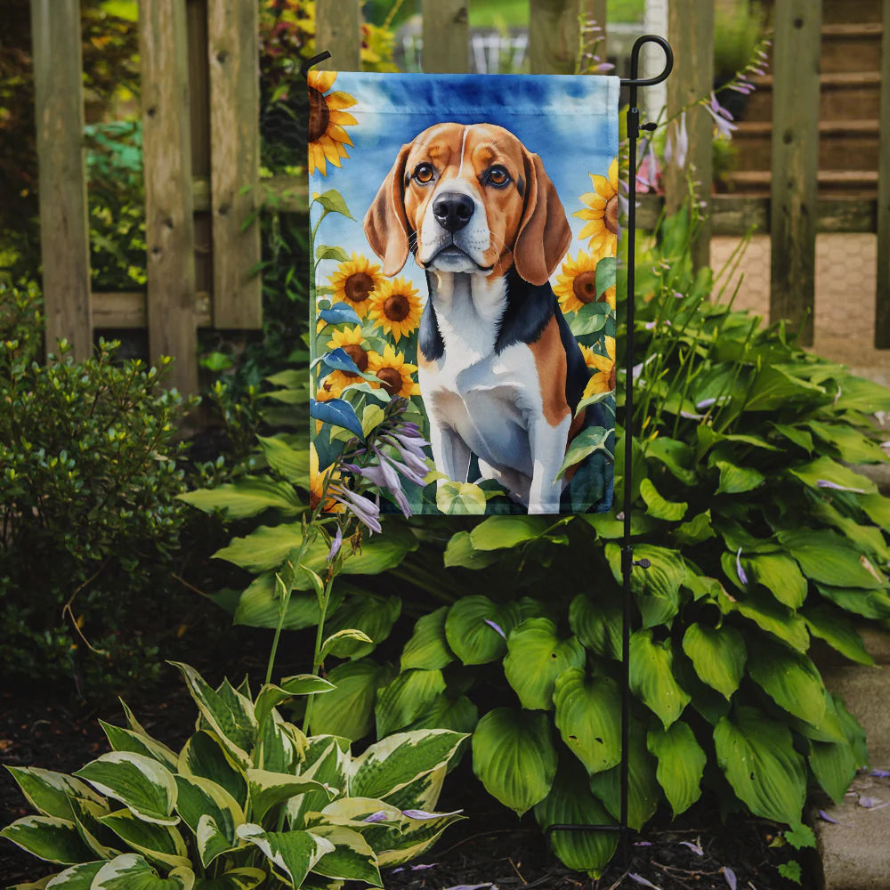 Caroline's Treasures DAC6019GF-DS Beagle in Sunflowers Garden Flag