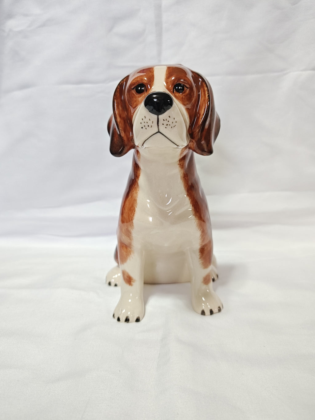 Beagle Hand Painted Ceramic Bank, Entirely Hand Painted For Realistic Appeal 8"