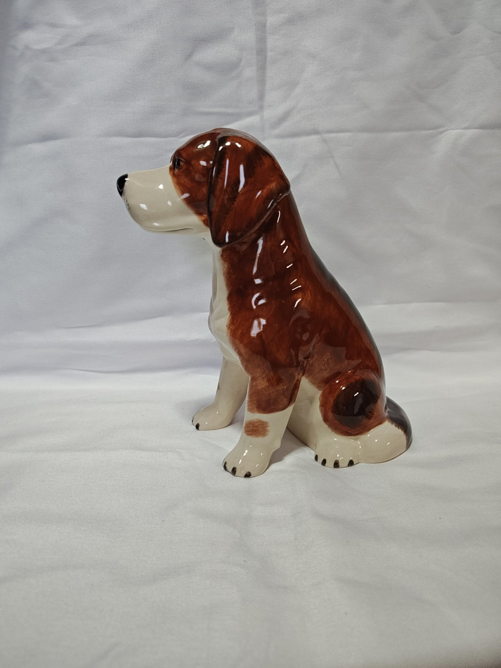 Beagle Hand Painted Ceramic Bank, Entirely Hand Painted For Realistic Appeal 8"
