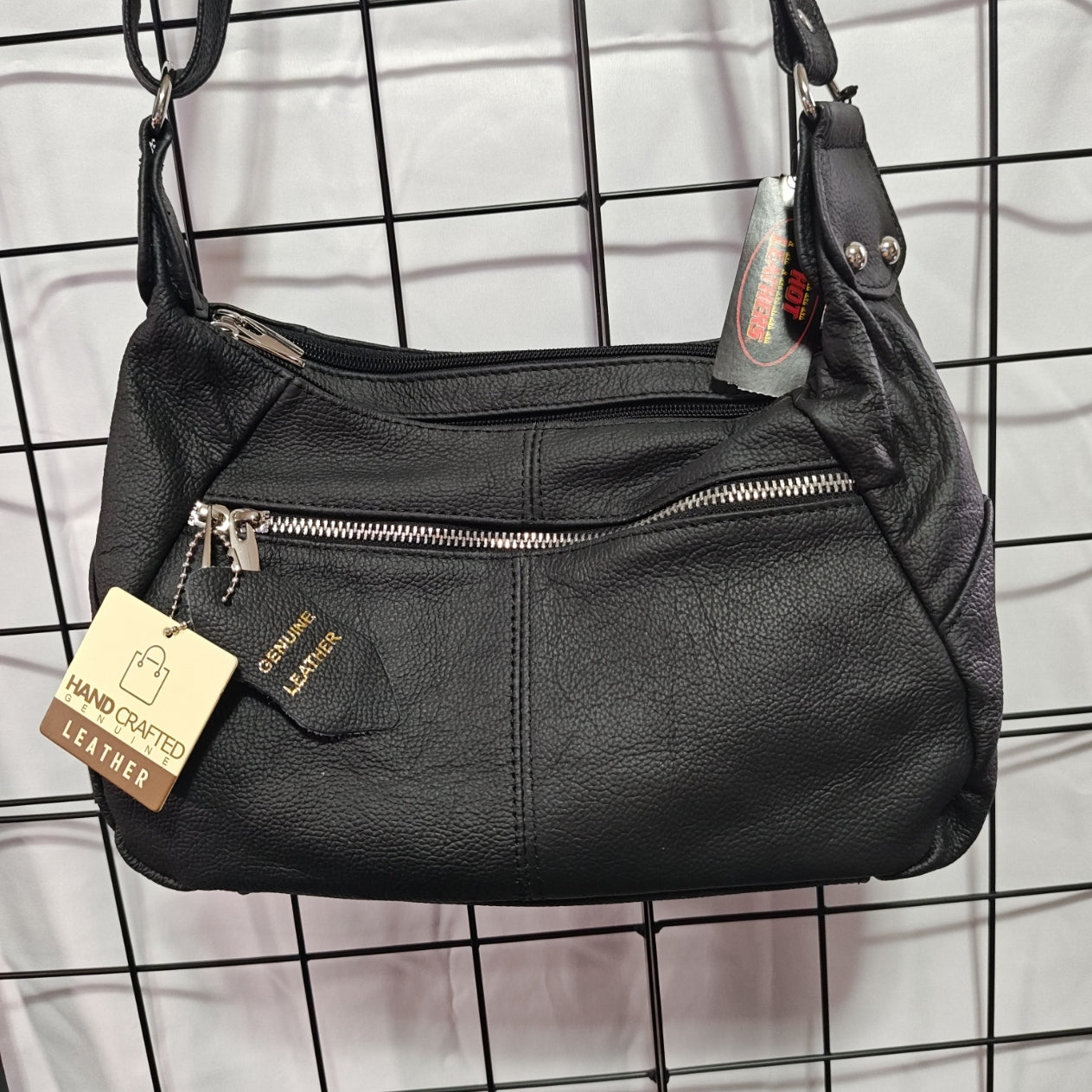 Hot Leathers Large Leather Purse with 4 Zipper Pockets Black 6.5 x 10.5