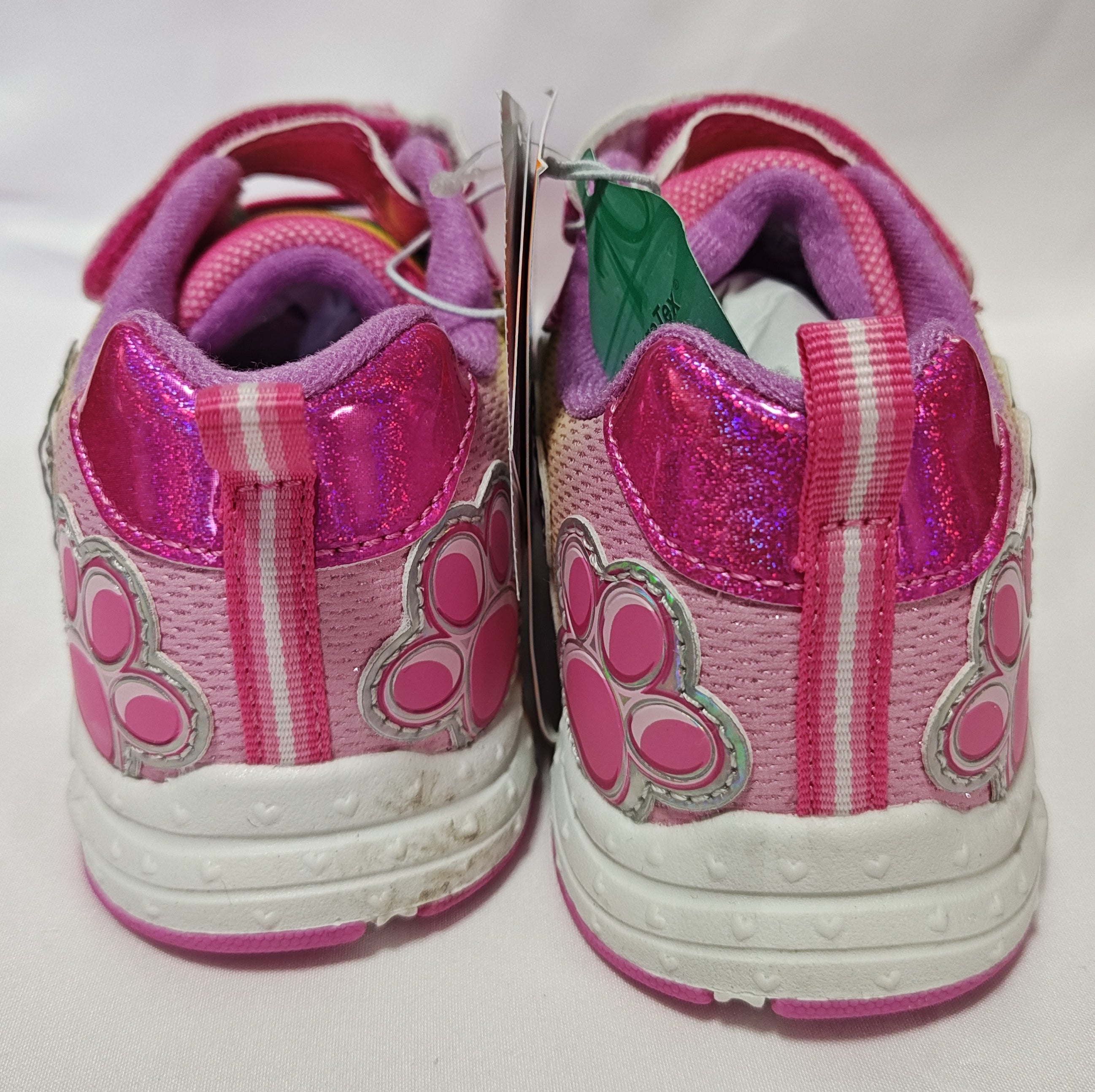 Nickelodeon Paw Patrol Skye and Everest Girls' Light Up Sneakers (Toddler/Kids)