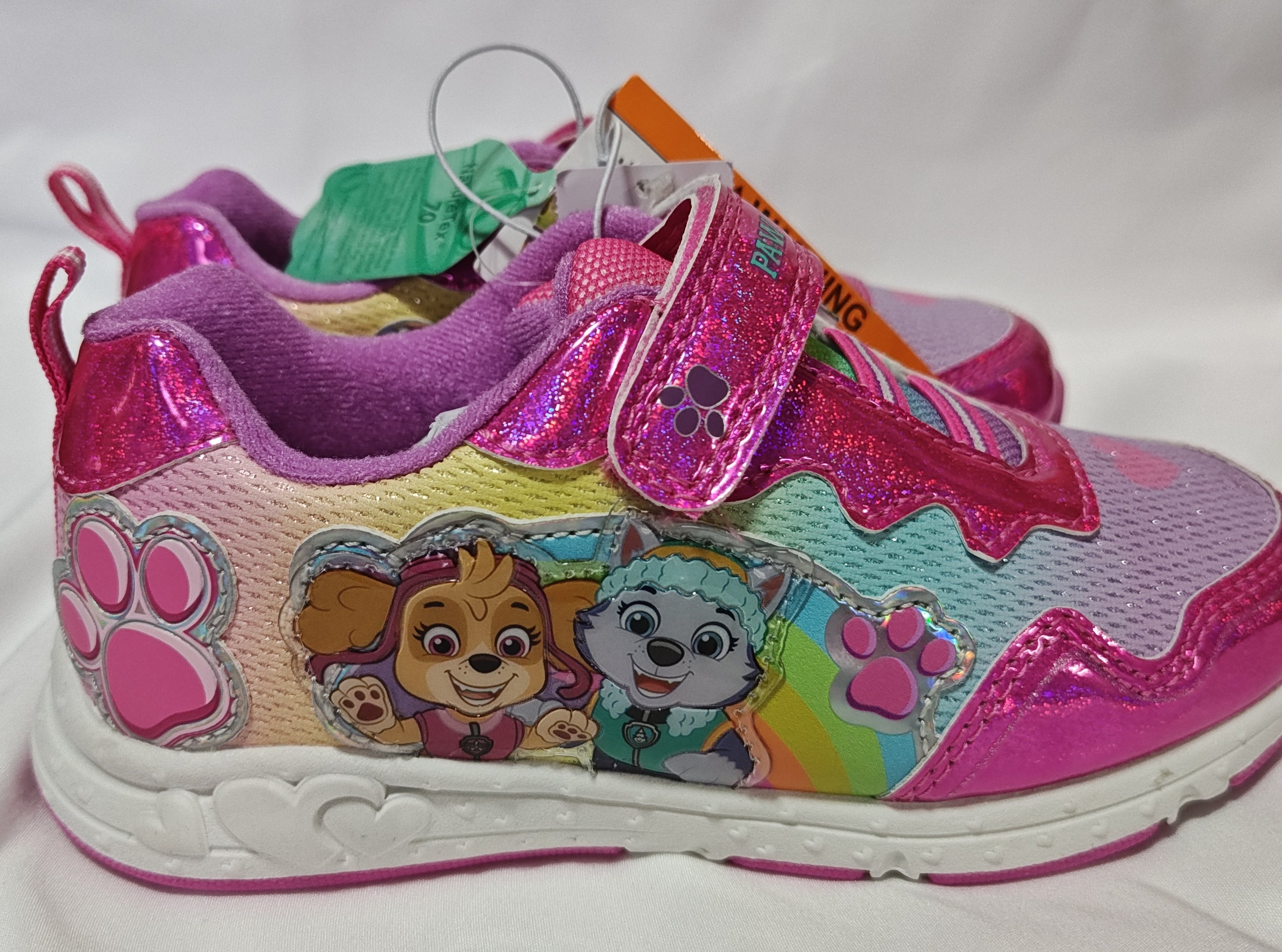 Nickelodeon Paw Patrol Skye and Everest Girls' Light Up Sneakers (Toddler/Kids)